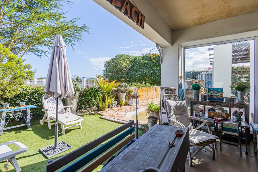 4 Bedroom Property for Sale in Blue Lagoon Western Cape